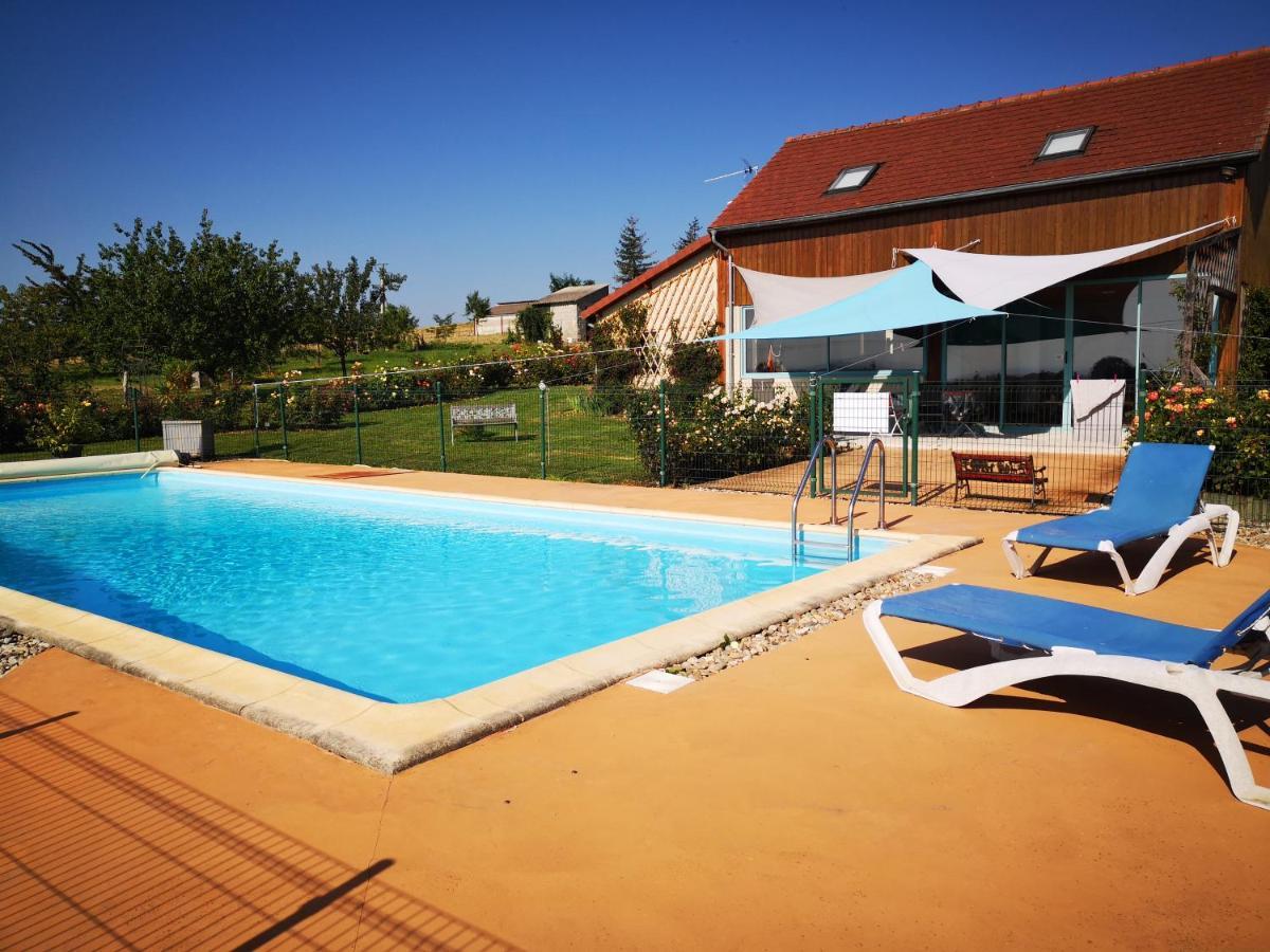 Villa Meublé de campagne au calme Louchy-Montfand Exterior foto